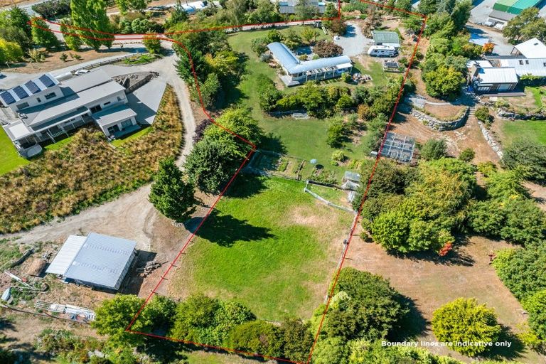 Photo of property in 42 Ballantyne Road, Wanaka, 9305