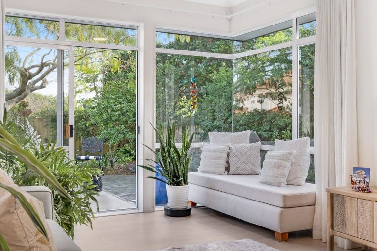 Photo of property in 2/67 Simmental Crescent, Somerville, Auckland, 2014