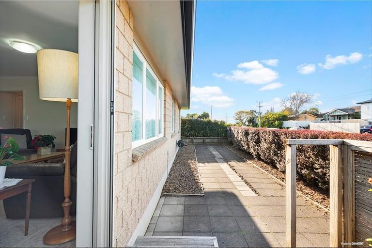 Photo of property in 4a Helvetia Road, Pukekohe, 2120