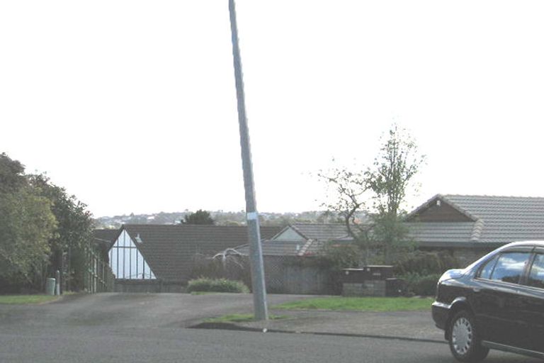 Photo of property in 1/12 Ayrshire Place, Somerville, Auckland, 2014