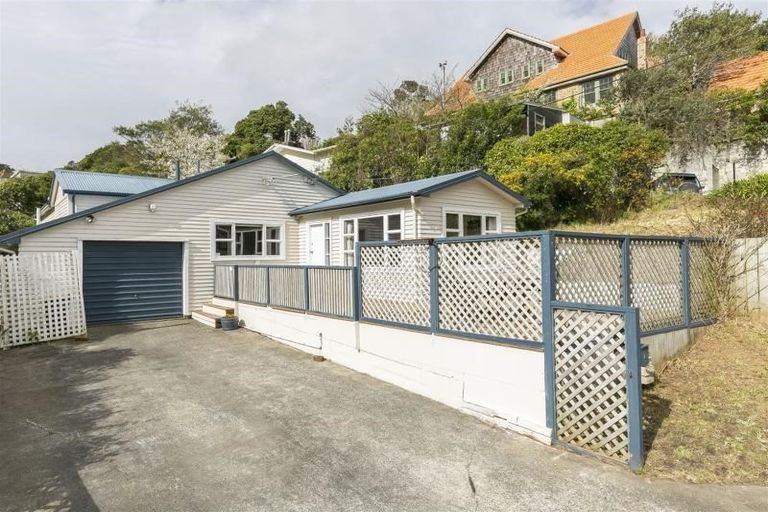 Photo of property in 1 Rangoon Street, Khandallah, Wellington, 6035