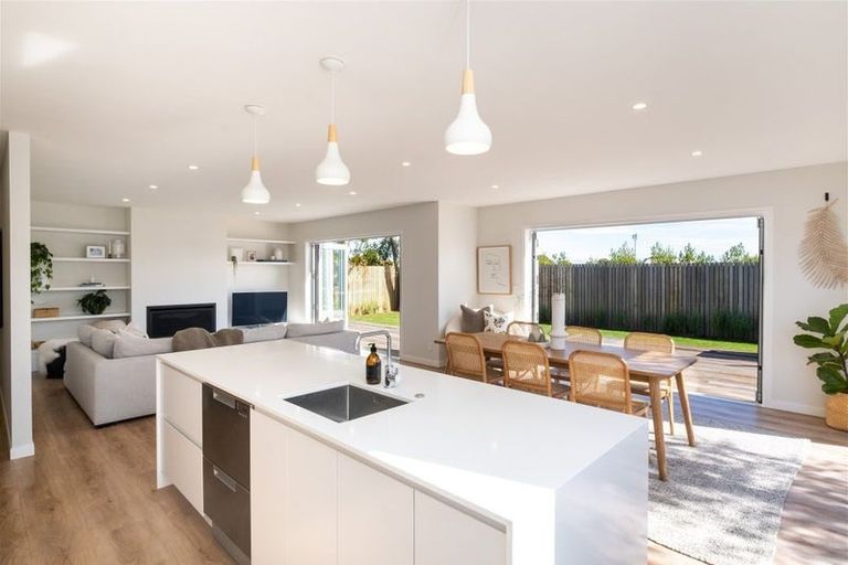 Photo of property in 49a Napier Road, Havelock North, 4130