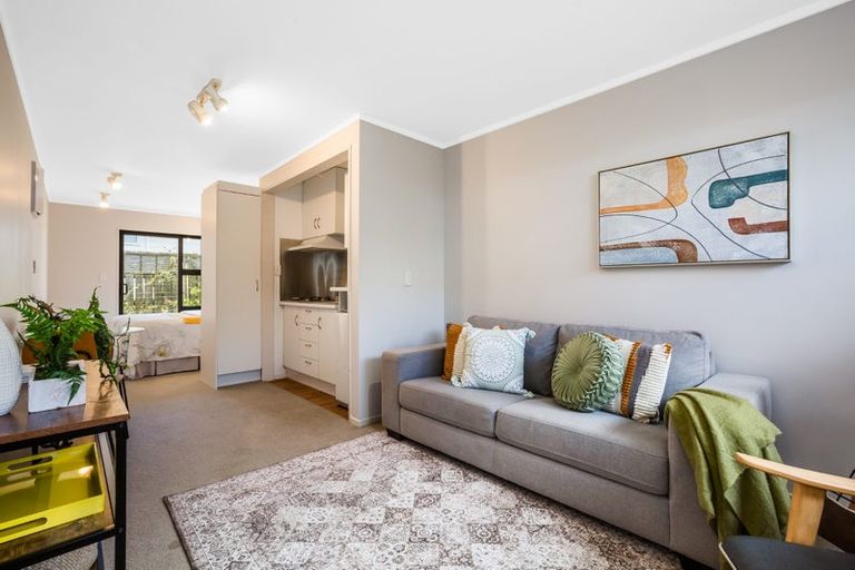 Photo of property in 44a Pope Street, Camborne, Porirua, 5026