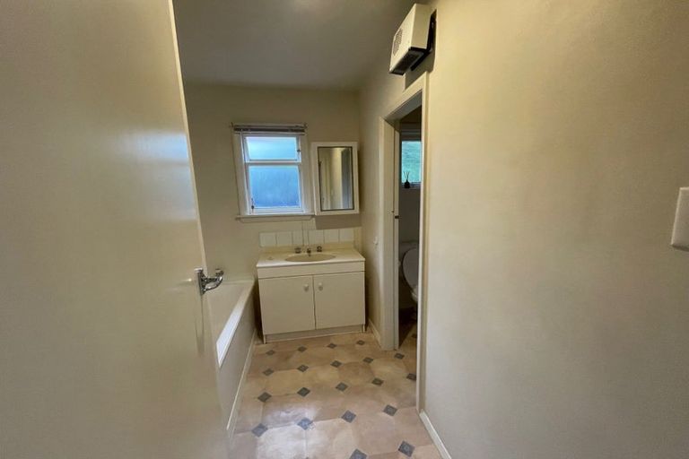 Photo of property in 67 Appleby Crescent, Burnside, Christchurch, 8053