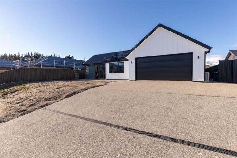 Photo of property in 8 Cumberland Road, Lower Shotover, Queenstown, 9304