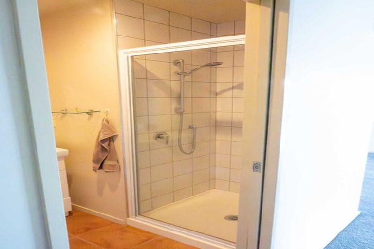 Photo of property in 11/25 Tilford Street, Woolston, Christchurch, 8062