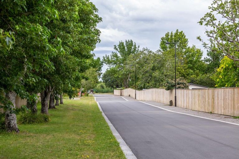 Photo of property in 13 Oates Place, Greytown, 5712