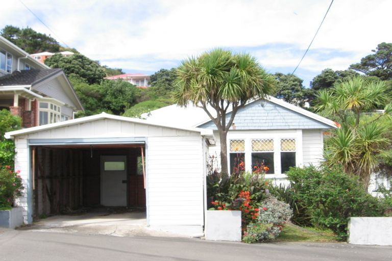 Photo of property in 17 Liffey Street, Island Bay, Wellington, 6023