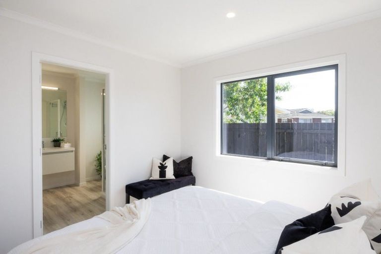 Photo of property in 1a Christian Place, Awapuni, Palmerston North, 4412