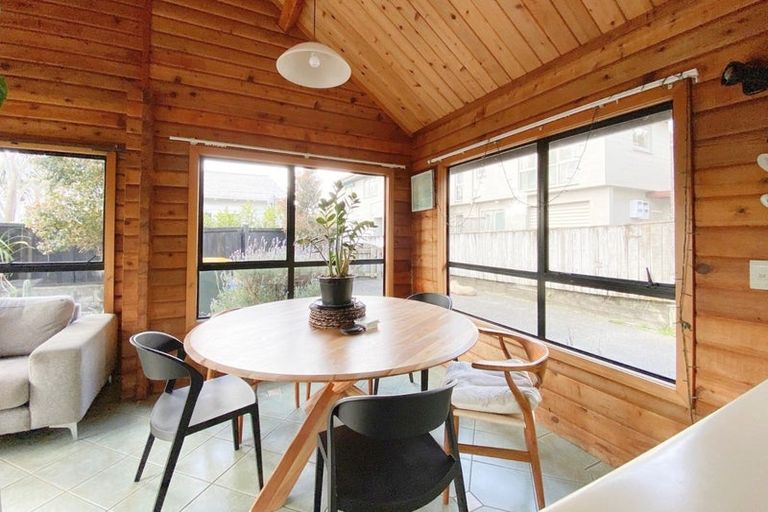 Photo of property in 1/7 Sinclair Street, Devonport, Auckland, 0624