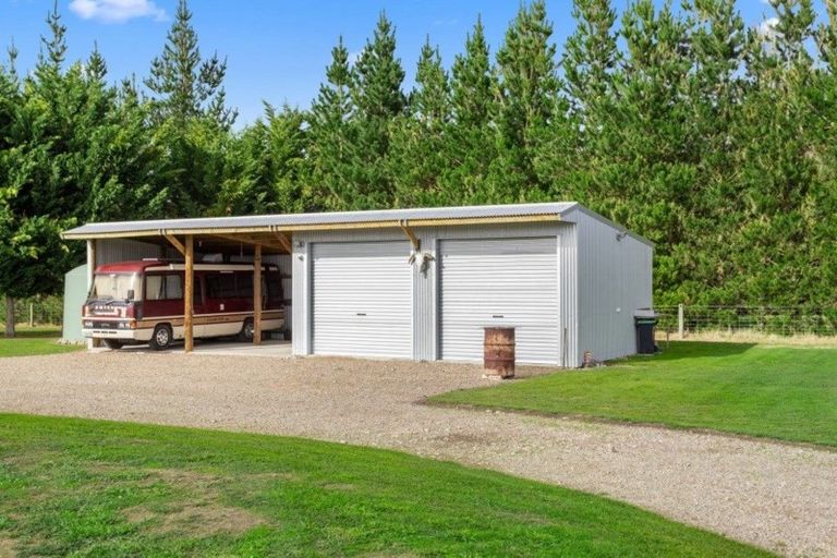 Photo of property in 77 Round Hill Road, Loburn, Rangiora, 7472