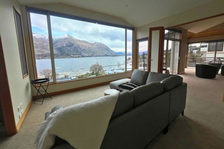 Photo of property in 10 Lismore Street, Wanaka, 9305