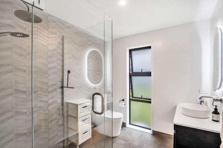 Photo of property in 13 Stackwood Avenue, Woodend, 7610