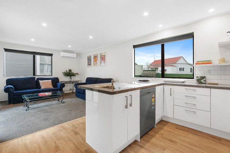 Photo of property in 50 Raglan Street, Lansdowne, Masterton, 5810