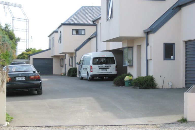 Photo of property in 2/87 Grafton Street, Waltham, Christchurch, 8011