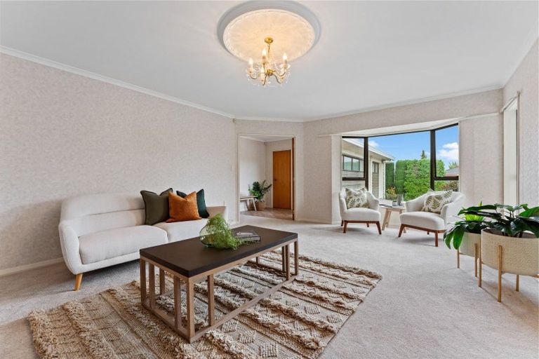 Photo of property in 11 Rosebank Avenue, Kelvin Grove, Palmerston North, 4414