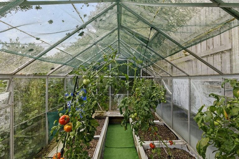 Photo of property in 69 Belmont Terrace, Belmont, Lower Hutt, 5010