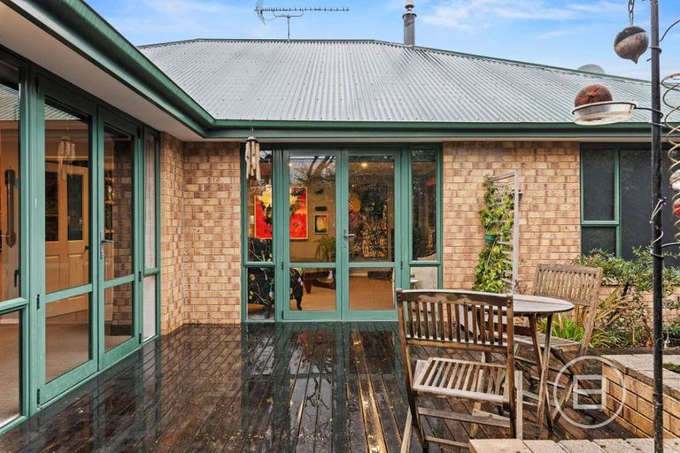 Photo of property in 16 Shearwater Drive, Woolston, Christchurch, 8023