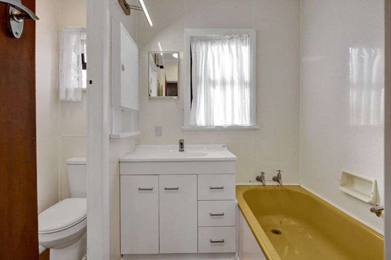 Photo of property in 102 Brecon Road, Stratford, 4332