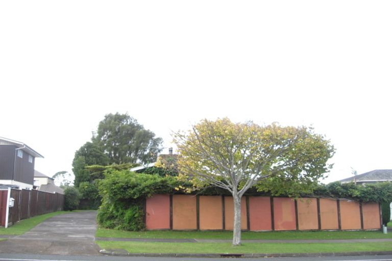 Photo of property in 146 Gossamer Drive, Pakuranga Heights, Auckland, 2010