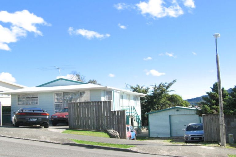 Photo of property in 8 Gentian Street, Timberlea, Upper Hutt, 5018