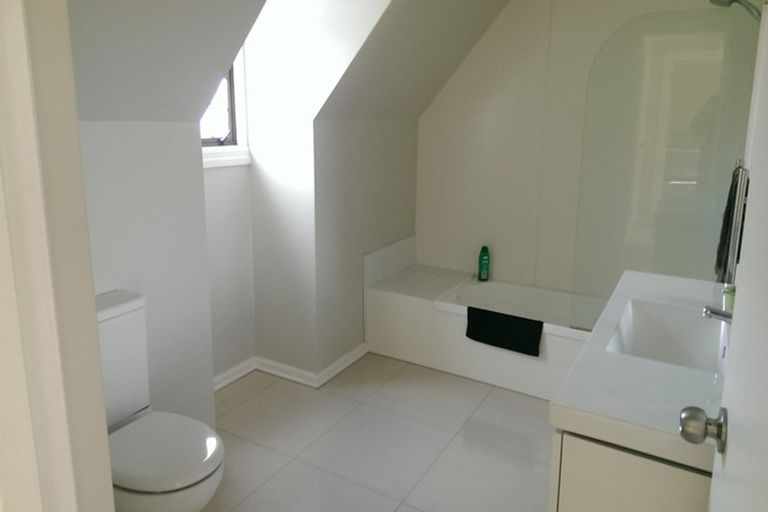 Photo of property in 1 Huntington Lane, West End, Palmerston North, 4410