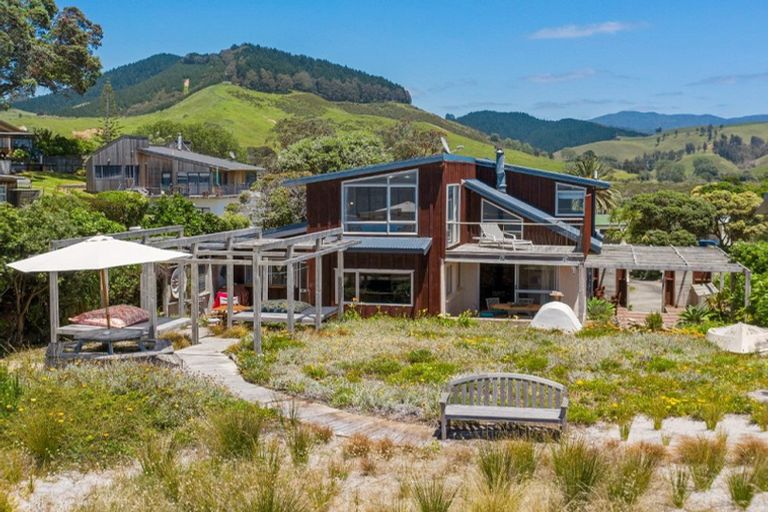 Photo of property in 34 Fishermans Bend, Whiritoa, Whangamata, 3691