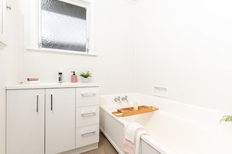 Photo of property in 20 Branscombe Street, Johnsonville, Wellington, 6037