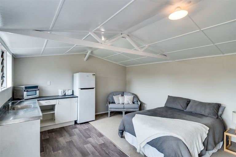 Photo of property in 10 Mclaren Crescent, Onekawa, Napier, 4110