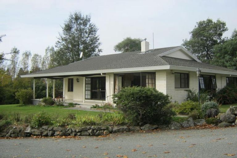 Photo of property in 105 Waitui Drive, Geraldine Downs, Geraldine, 7991