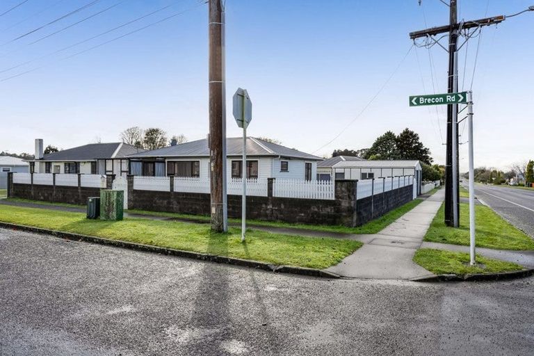 Photo of property in 102 Brecon Road, Stratford, 4332