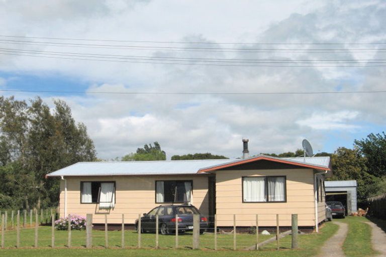 Photo of property in 5 Pahura Road, Tolaga Bay, 4077