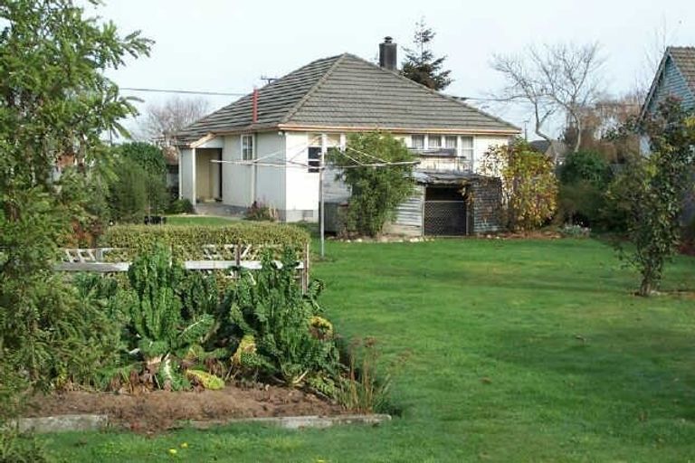 Photo of property in 56 Hoani Street, Northcote, Christchurch, 8052