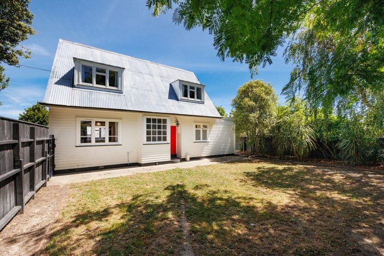 Photo of property in 39 Monrad Street, Highbury, Palmerston North, 4412