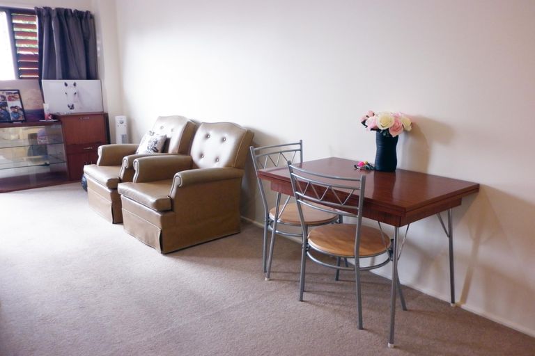 Photo of property in 13c/30 Westward Ho, Glen Eden, Auckland, 0602