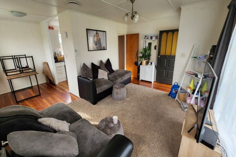 Photo of property in 16 Verel Street, Fairfield, Hamilton, 3214