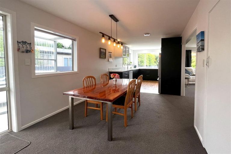 Photo of property in 165 Dunns Road, Otatara, Invercargill, 9879