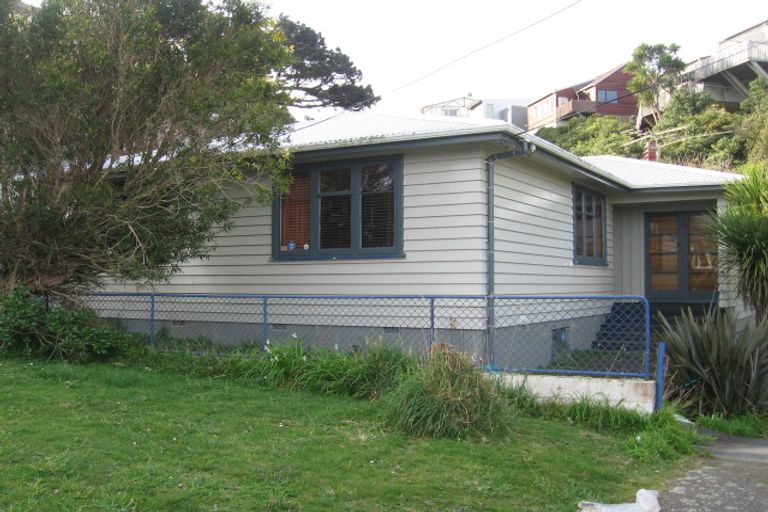 Photo of property in 52 Ironside Road, Johnsonville, Wellington, 6037