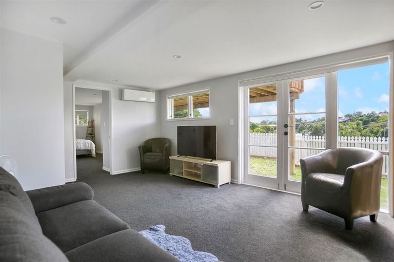 Photo of property in 38a Colmar Road, Mellons Bay, Auckland, 2014