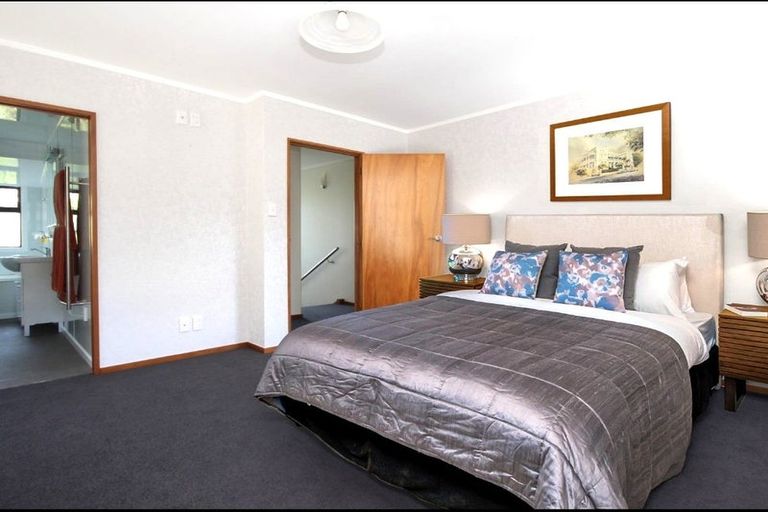 Photo of property in 42-44 David Crescent, Karori, Wellington, 6012