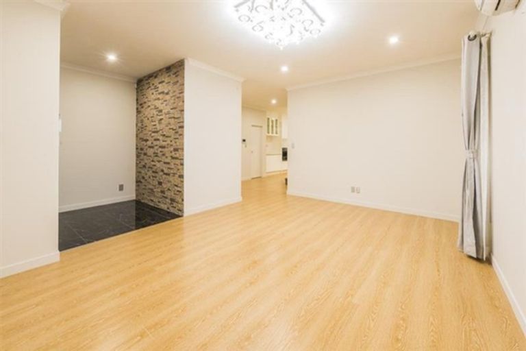 Photo of property in 69 Rosewell Crescent, Flat Bush, Auckland, 2019