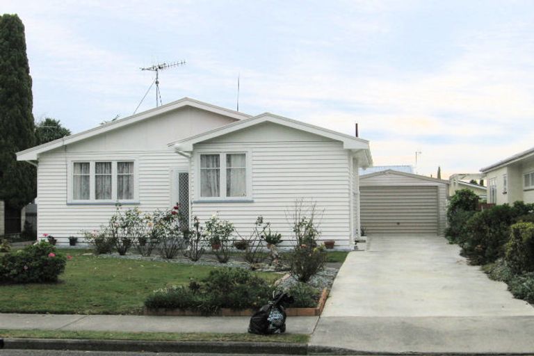 Photo of property in 11 Alamein Crescent, Onekawa, Napier, 4110