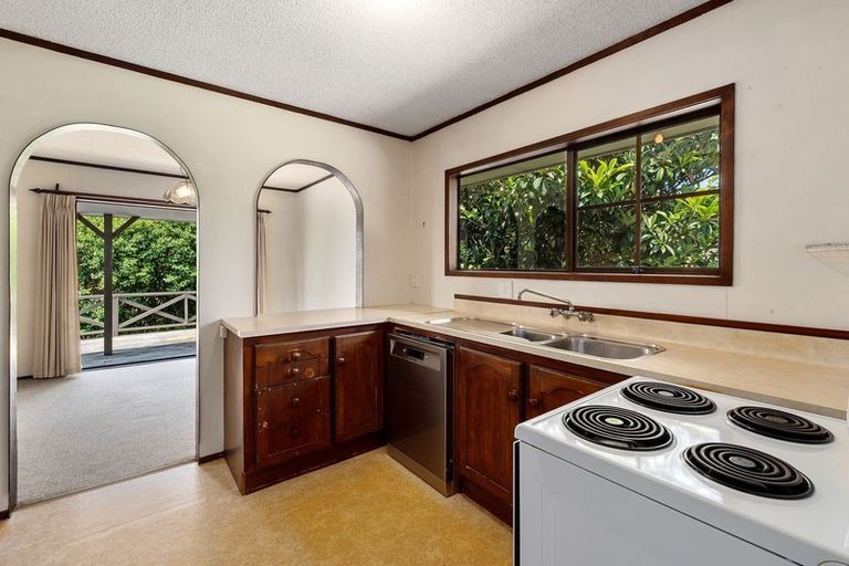 Photo of property in 21 Squirrel Lane, Browns Bay, Auckland, 0630