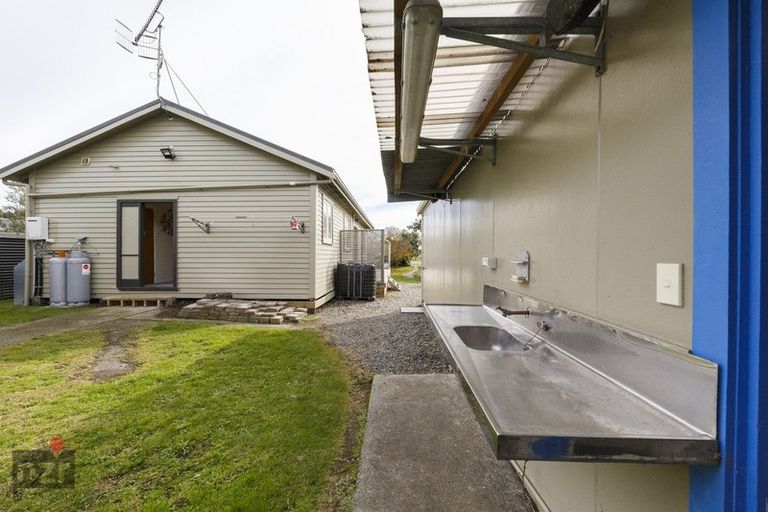Photo of property in 20 Kuku Street, Tangimoana, 4822