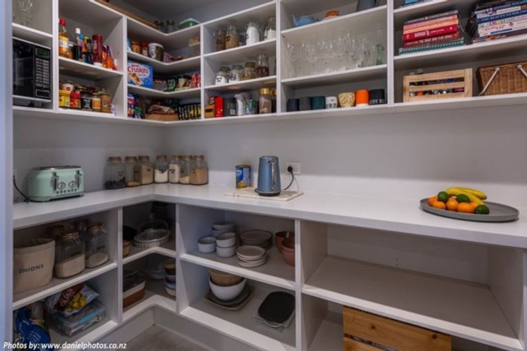 Photo of property in 19 Kingsdowne Drive, West Melton, 7618