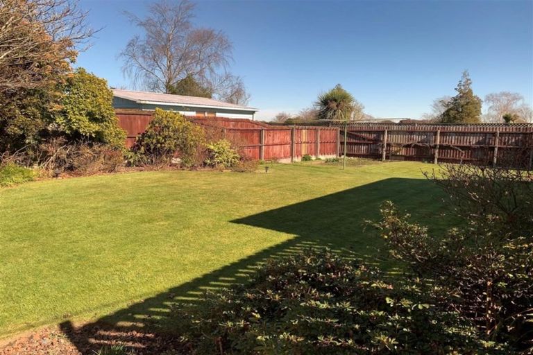 Photo of property in 61 Wattle Drive, New Brighton, Christchurch, 8083