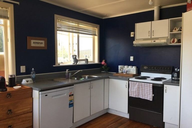 Photo of property in 19 Otatara Road, Taradale, Napier, 4112