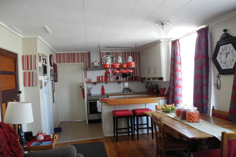 Photo of property in 45 Opie Street, Waimate, 7924