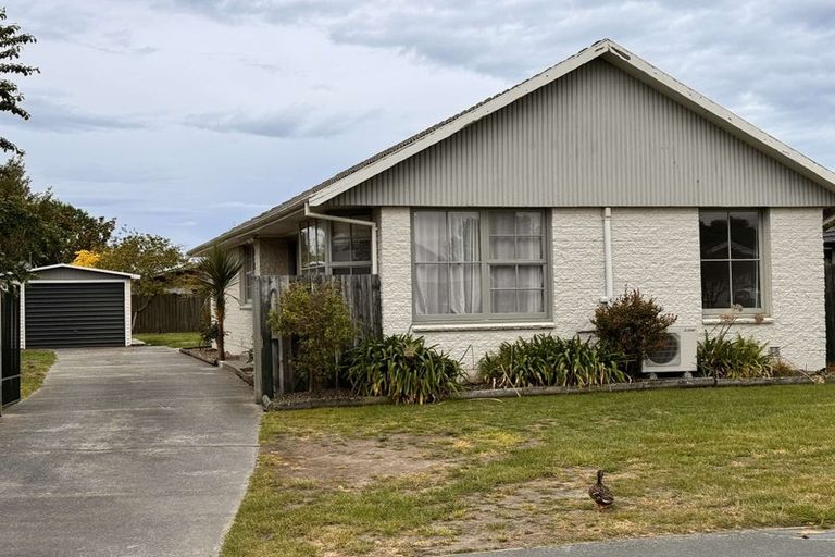 Photo of property in 461 Mairehau Road, Parklands, Christchurch, 8083