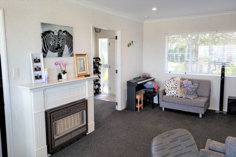 Photo of property in 18 Brookfield Terrace, Brookfield, Tauranga, 3110